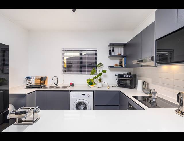 2 BEDROOM APARTMENT FOR SALE IN GROOT PHESANTEKRAAL ESTATE